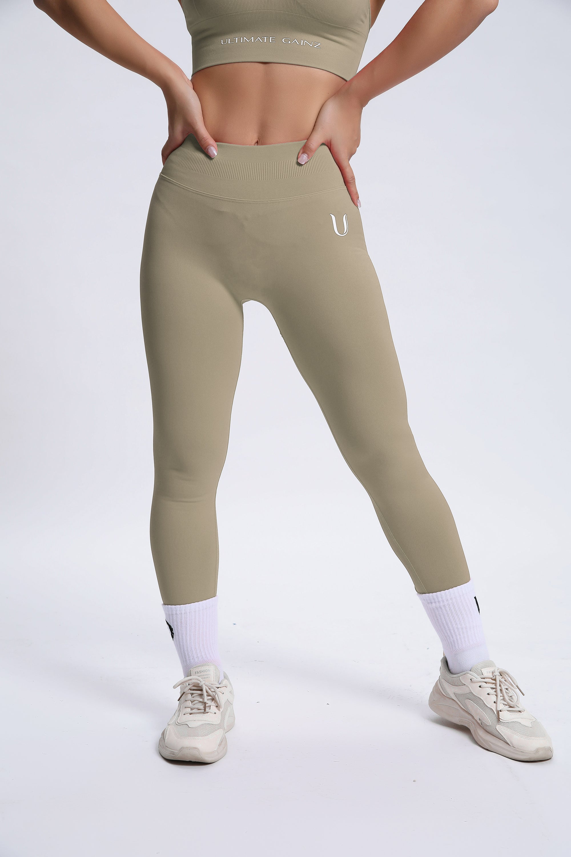 Joy | Sculpt Legging Met Scrunch – Beige