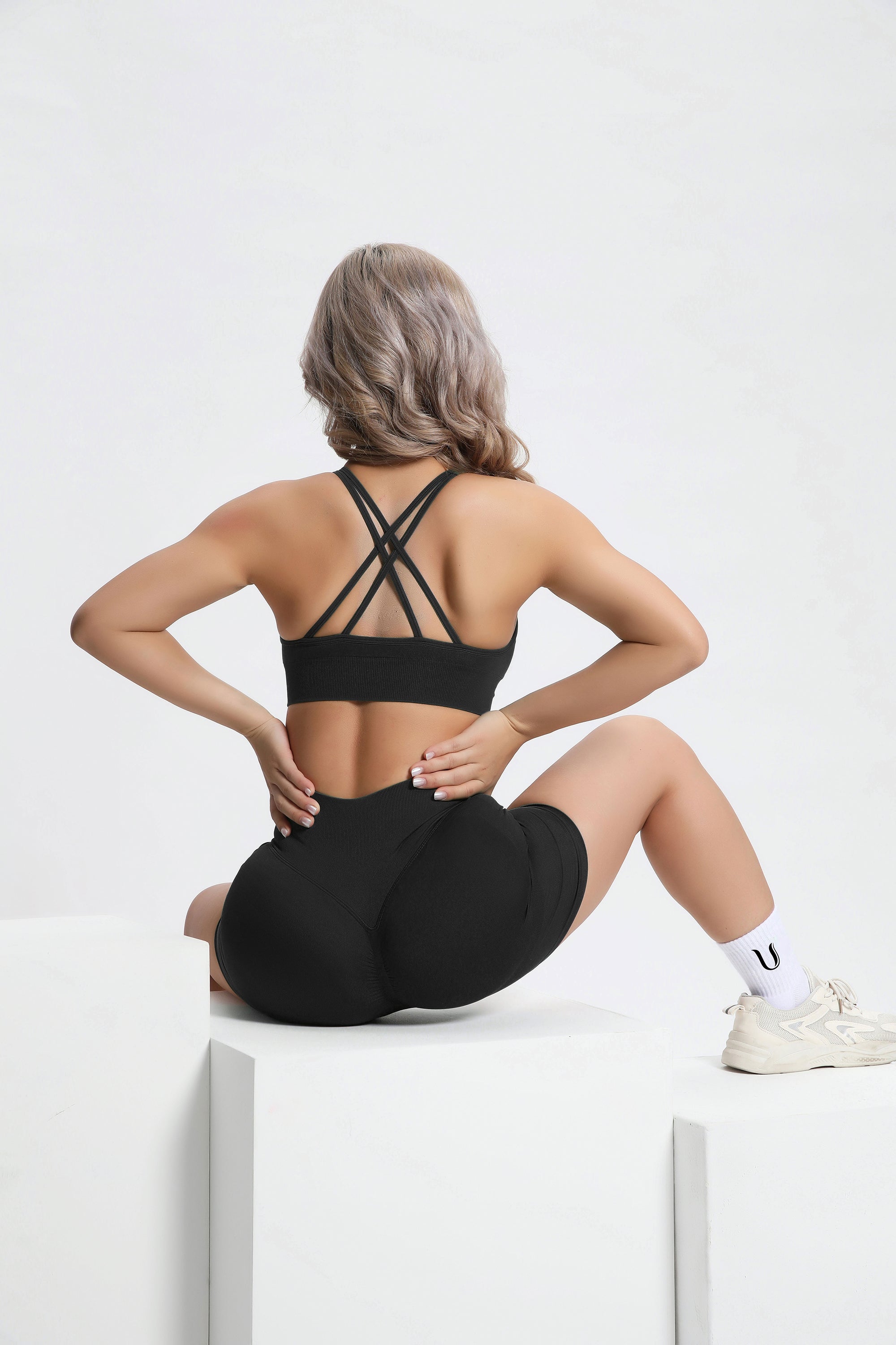 Olivia Naadloze Power Short Zwart - Dames sportkleding afbeelding 5