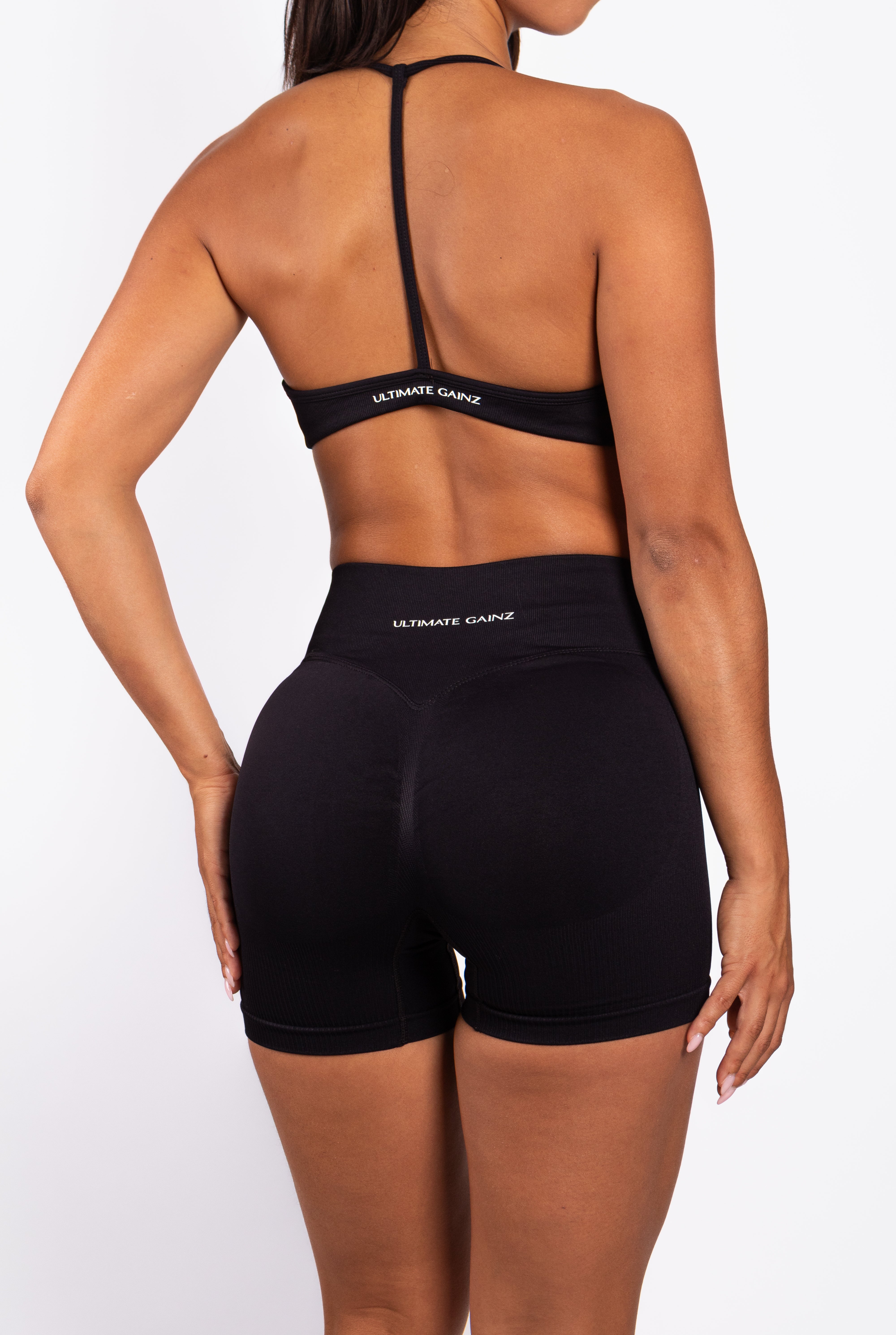 Nova | Seamless Short – Zwart