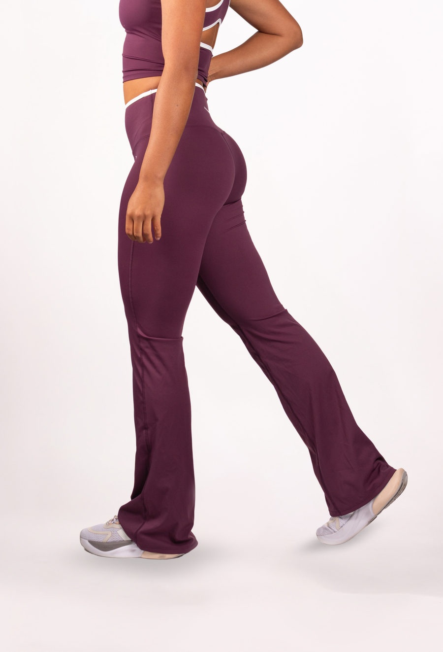 Ivy V2 | Flare Legging – Bordeaux